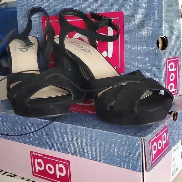 ☆☆☆POP Garcelle black heels size 7 & 9.5 available - Picture 3 of 7